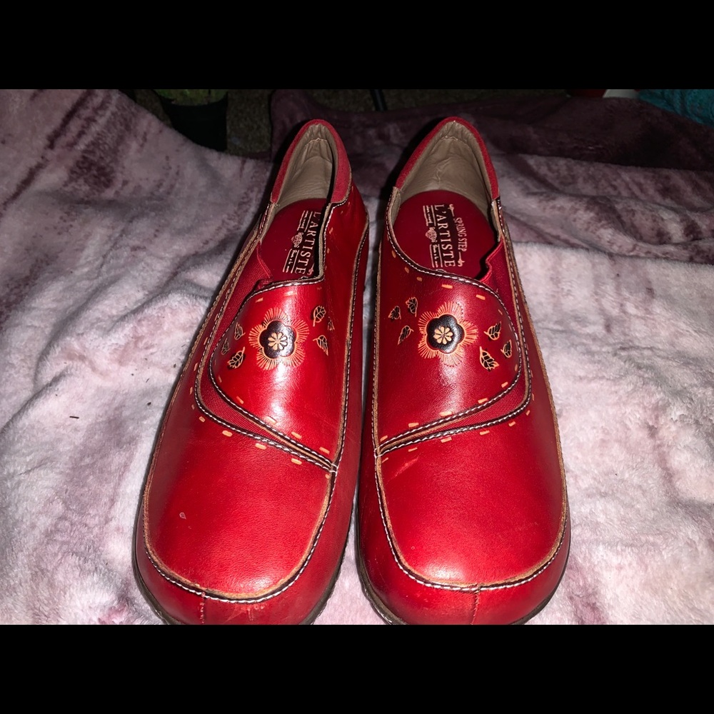 ❤️Crimson Clogs❤️